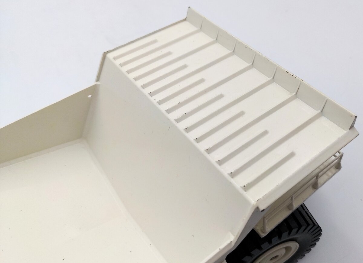 Conrad 2720 1:50 Scale Diecast Wabco Haulpak Truck (White) EX/Box