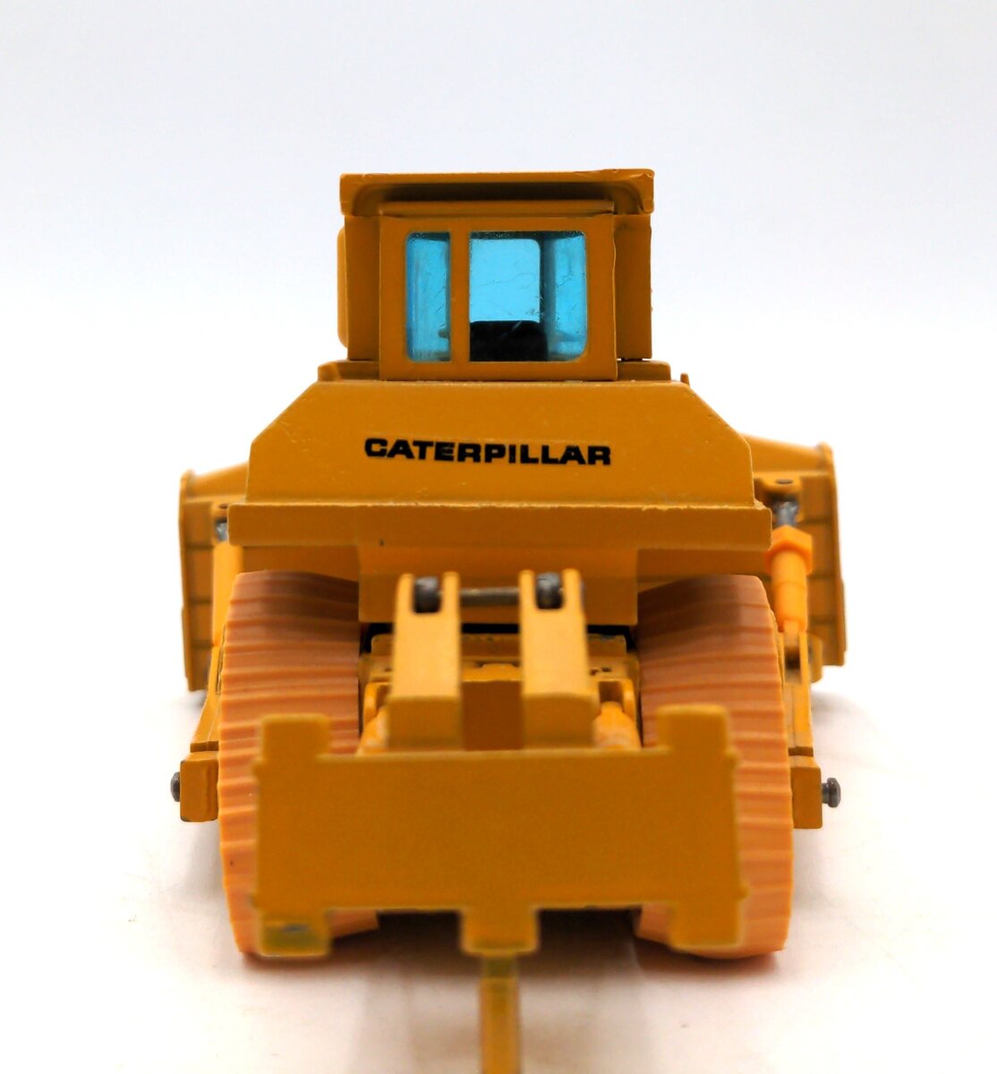 NZG 233 1:50 Scale CAT D9N Track-Type Tractor VG/Box