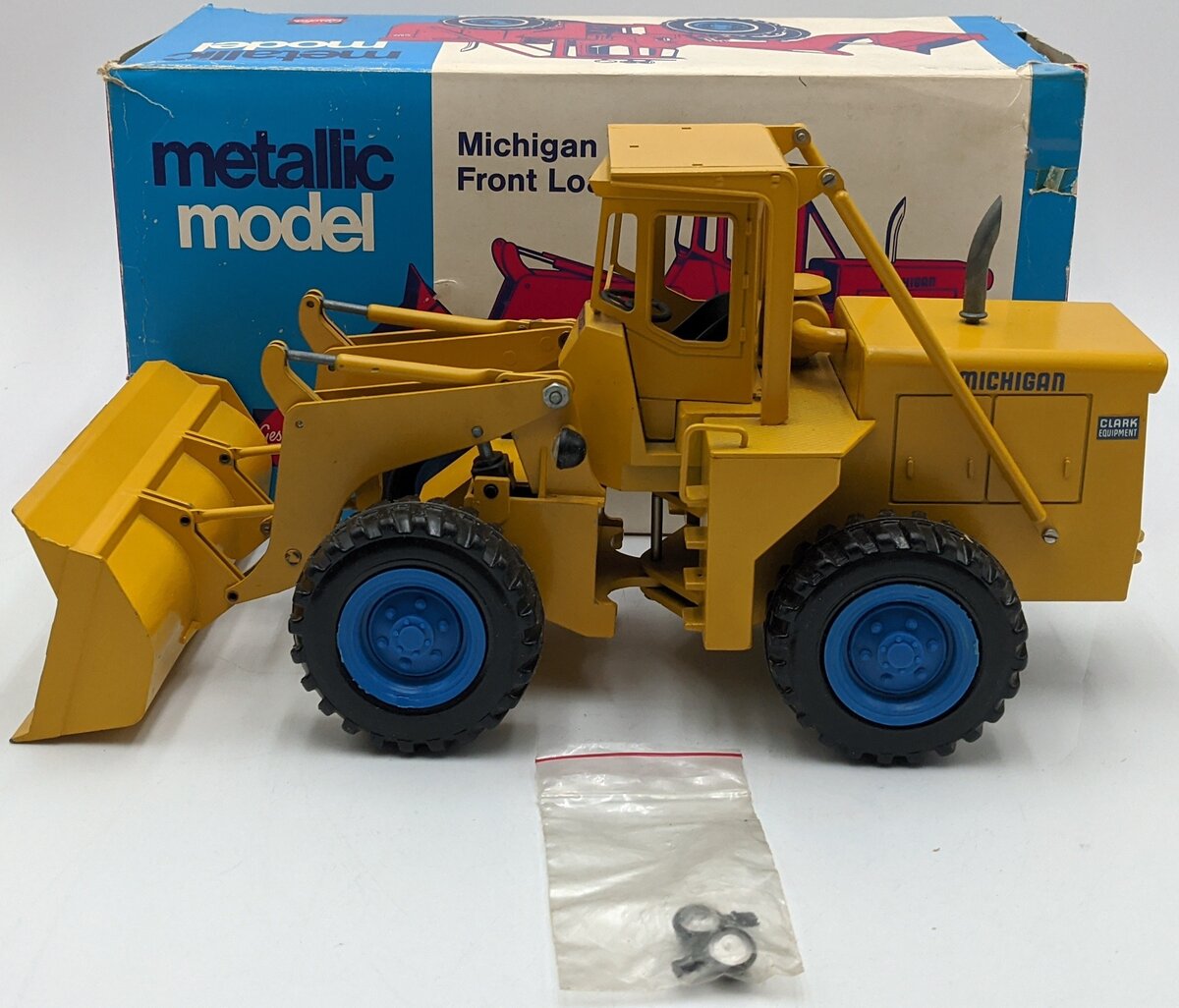 Gescha 501 1:20 Scale Diecast Michigan 75 Loader VG/Box