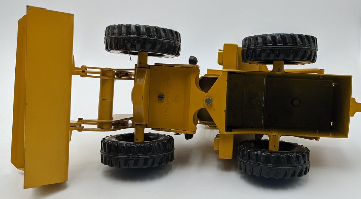 Gescha 501 1:20 Scale Diecast Michigan 75 Loader VG/Box