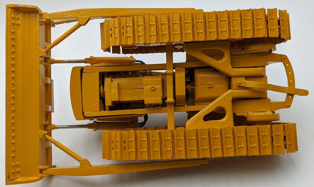 Caterpillar 1:16 Scale Diecast Caterpillar D6 9U Bulldozer Highway Yellow VG/Box