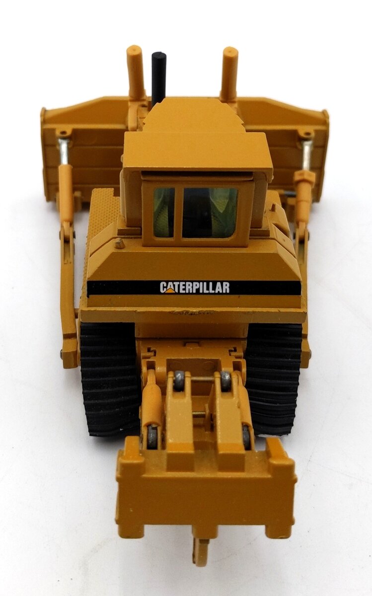 NZG 233 1:50 Scale Diecast CAT D8N Track-Type Tractor NIB