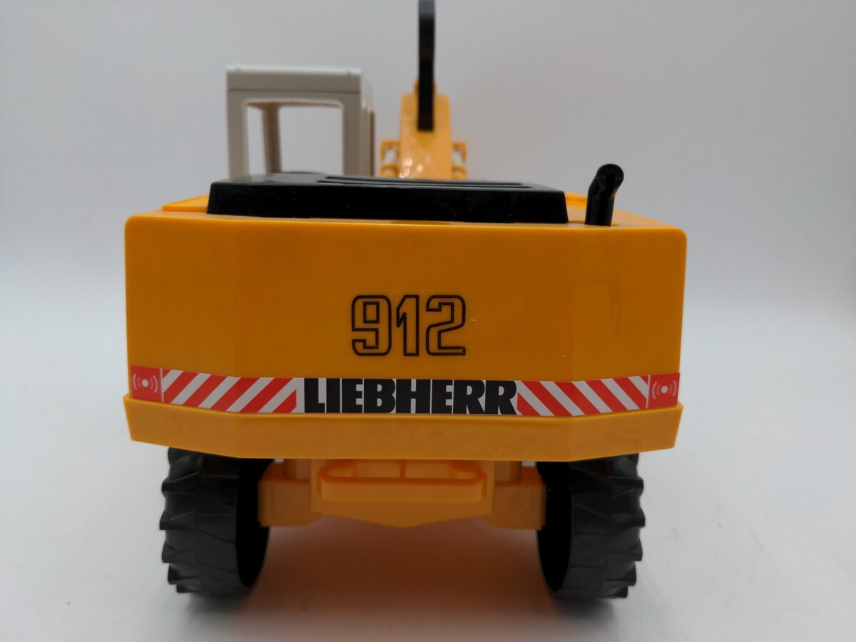Bruder 02426 1:16 Scale Diecast  Liebherr 912 Mini Excavator LN/Box
