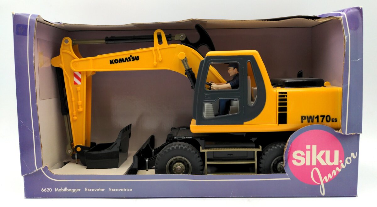Siku 6620 Komatsu PW170ES Mobile Excavator Toy NIB