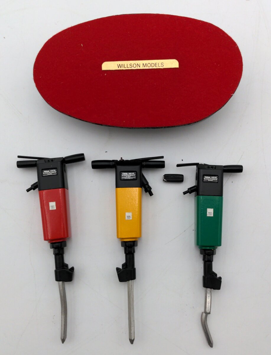 Willson Models Compair Holman Breakers - (Set of 3) VG