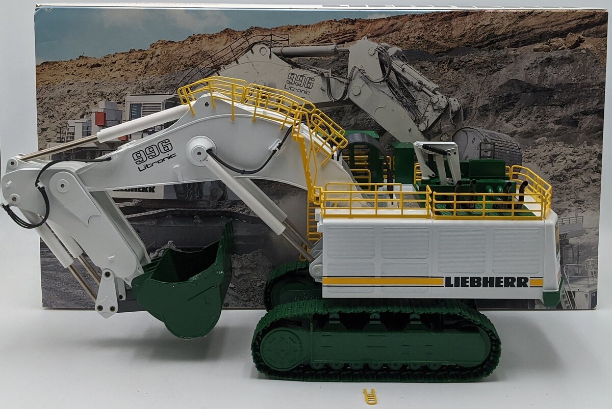 Conrad 2916 1:50 Scale Diecast Liebherr R996 Backhoe Mining Excavator VG/Box