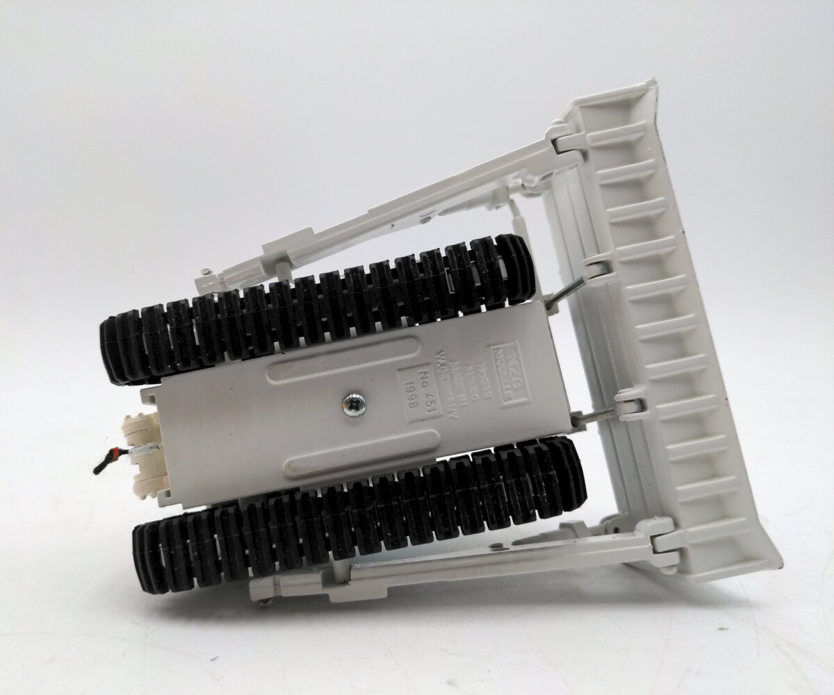 NZG 451 1:50 Scale CAT D9R Track-Type Tractor VG/Box