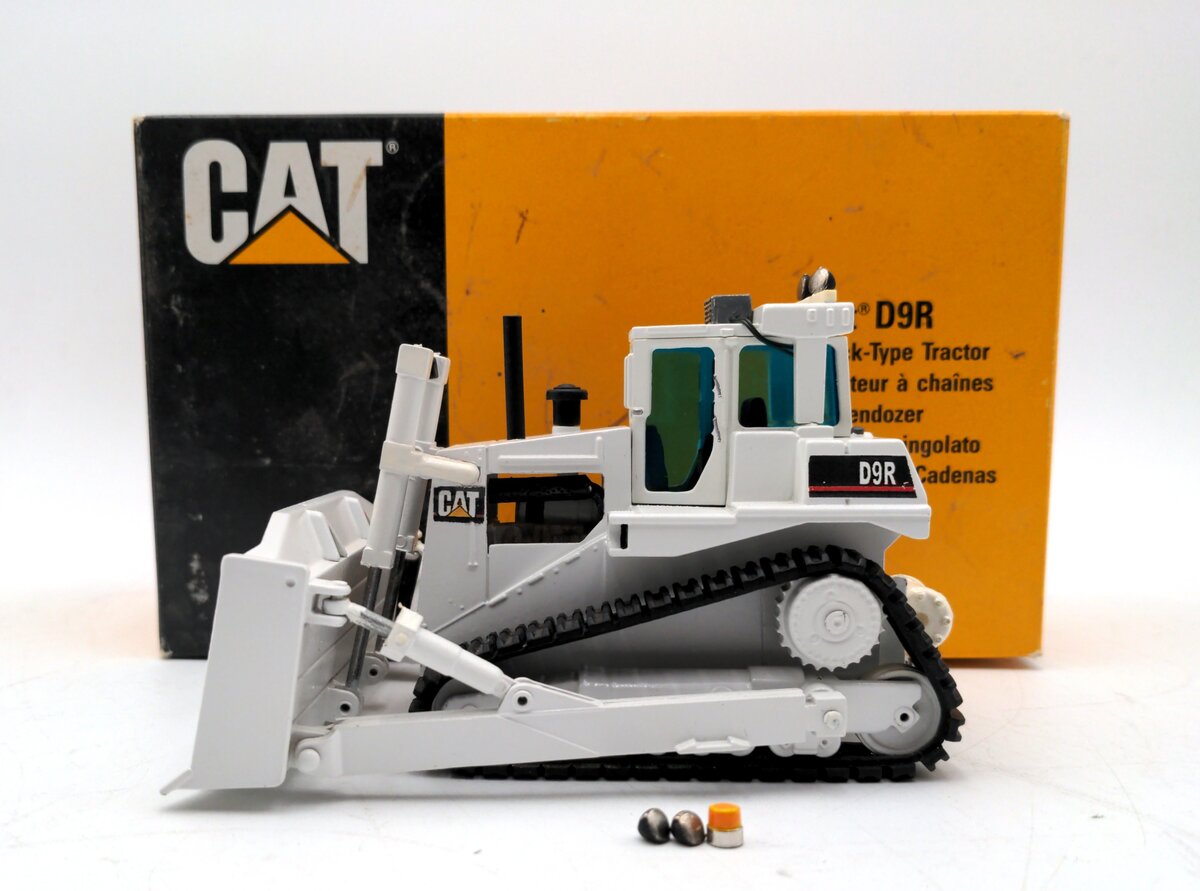 NZG 451 1:50 Scale CAT D9R Track-Type Tractor VG/Box