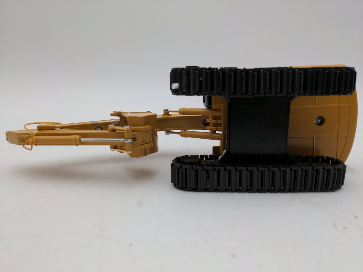 Caterpillar 320C 1:40 Scale Excavator EX/Box