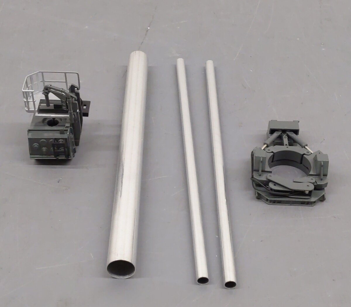 NZG 6681 1:50 Scale Diecast Liebherr LRB255 accessories set LN/Box