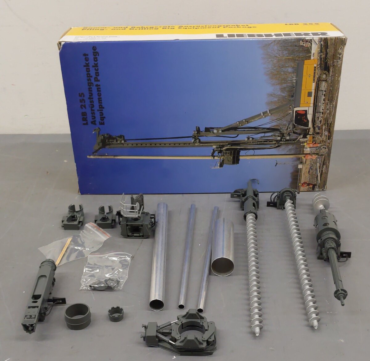 NZG 6681 1:50 Scale Diecast Liebherr LRB255 accessories set LN/Box