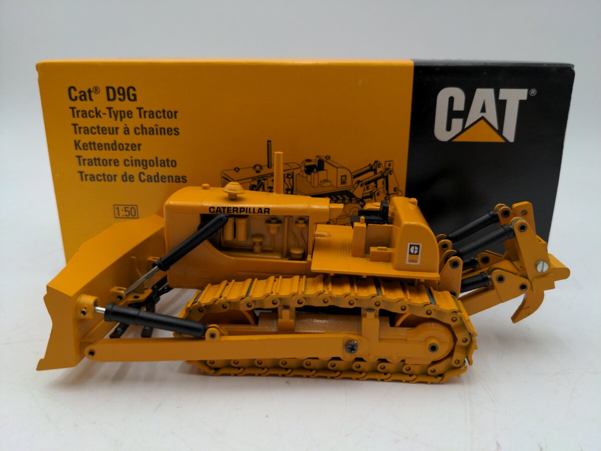 Conrad 2874 1:50 Caterpillar D9G Track-Type Tractor EX/Box