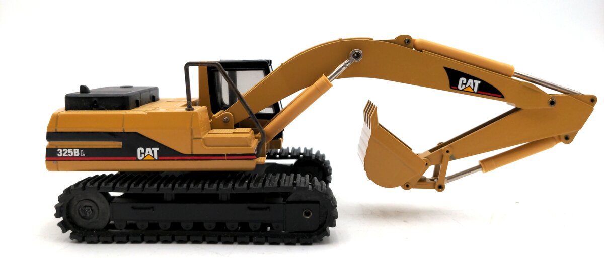NZG 367 1:50 Caterpillar 325B L Excavator EX/Box
