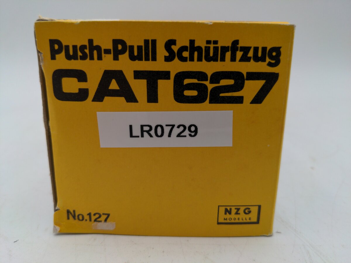 NZG 127 1:50 Scale Diecast Caterpillar 627 Push Pull Scraper- White EX/Box