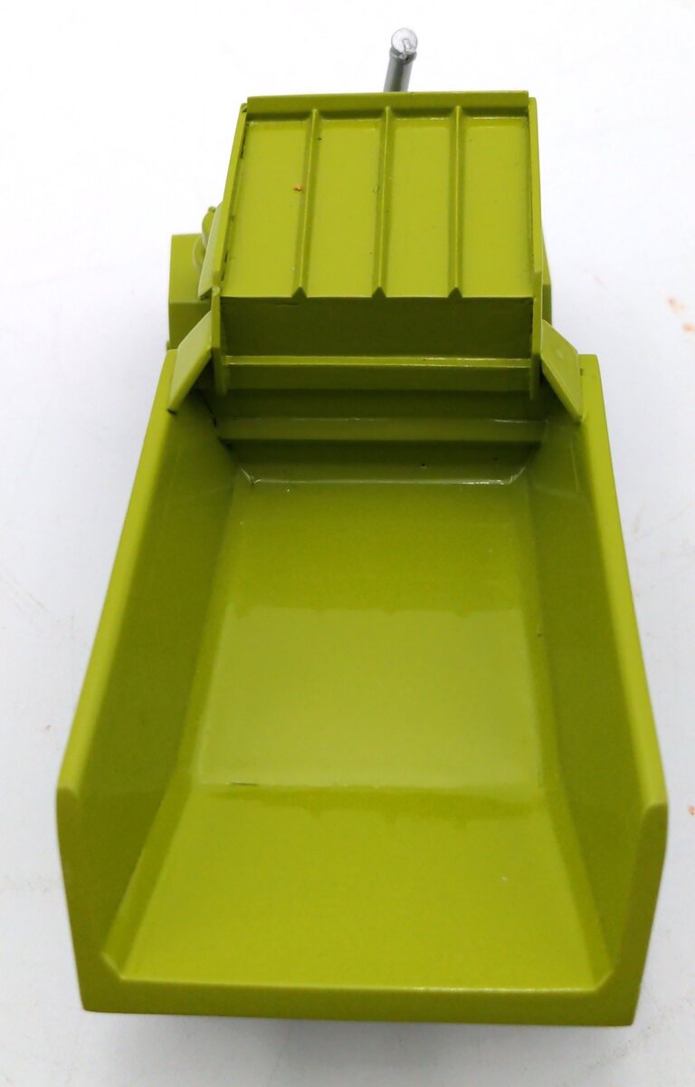 EMD EMDN126 1:50 Scale Diecast Euclid R-12 Dump Truck VG/Box