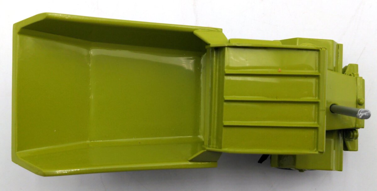 EMD EMDN126 1:50 Scale Diecast Euclid R-12 Dump Truck VG/Box