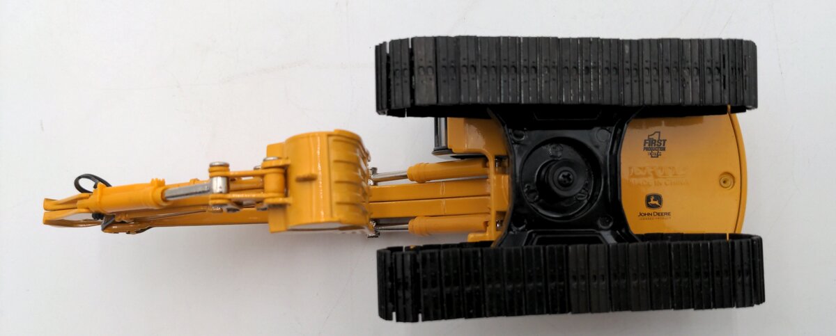 Ertl 15706 1:50 Scale Diecast John Deere 200C LC Excavator EX/Box