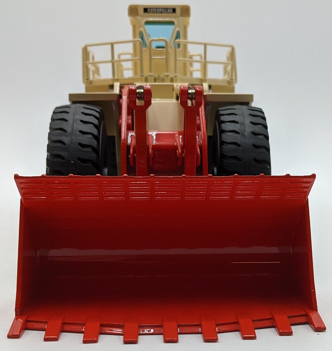 NZG 478S-AEP 1:50 Diecast Caterpillar 994D Wheel Loader AEP Mining NIB
