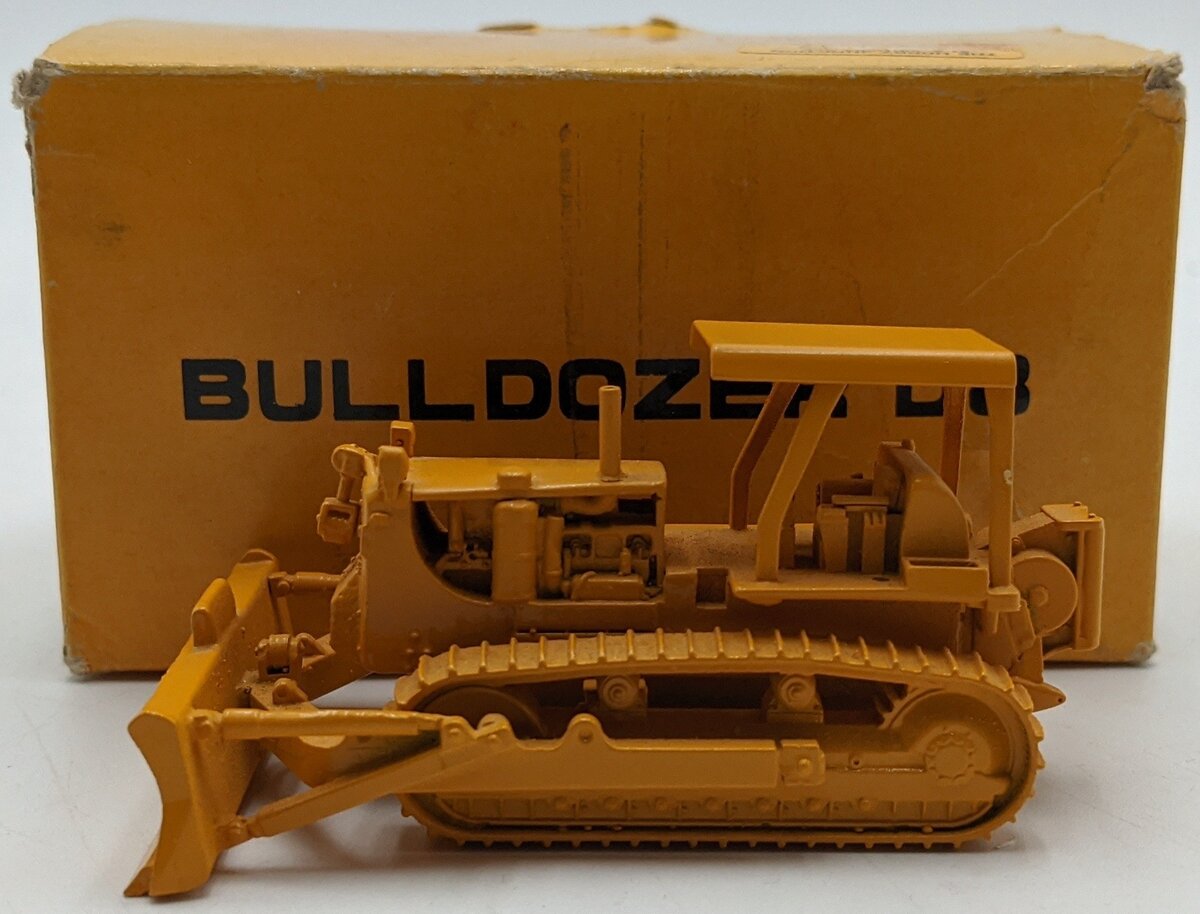 Overland Models OMI-3150 1:87 Diecast Pewter D8 Bulldozer VG/Box