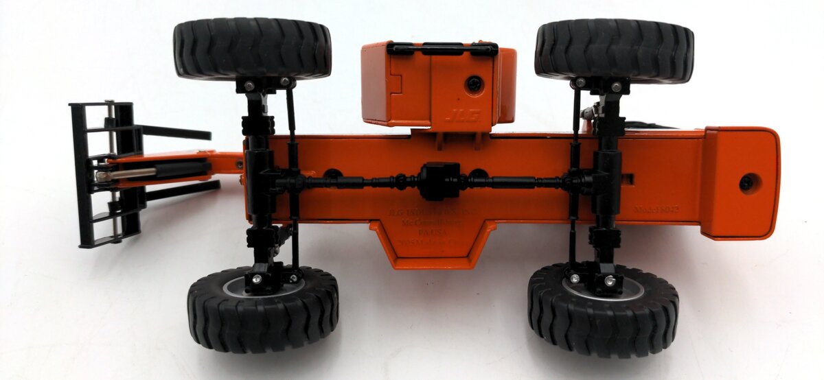 JLG 8042 1:32 Scale Diecast Telehandler VG/Box