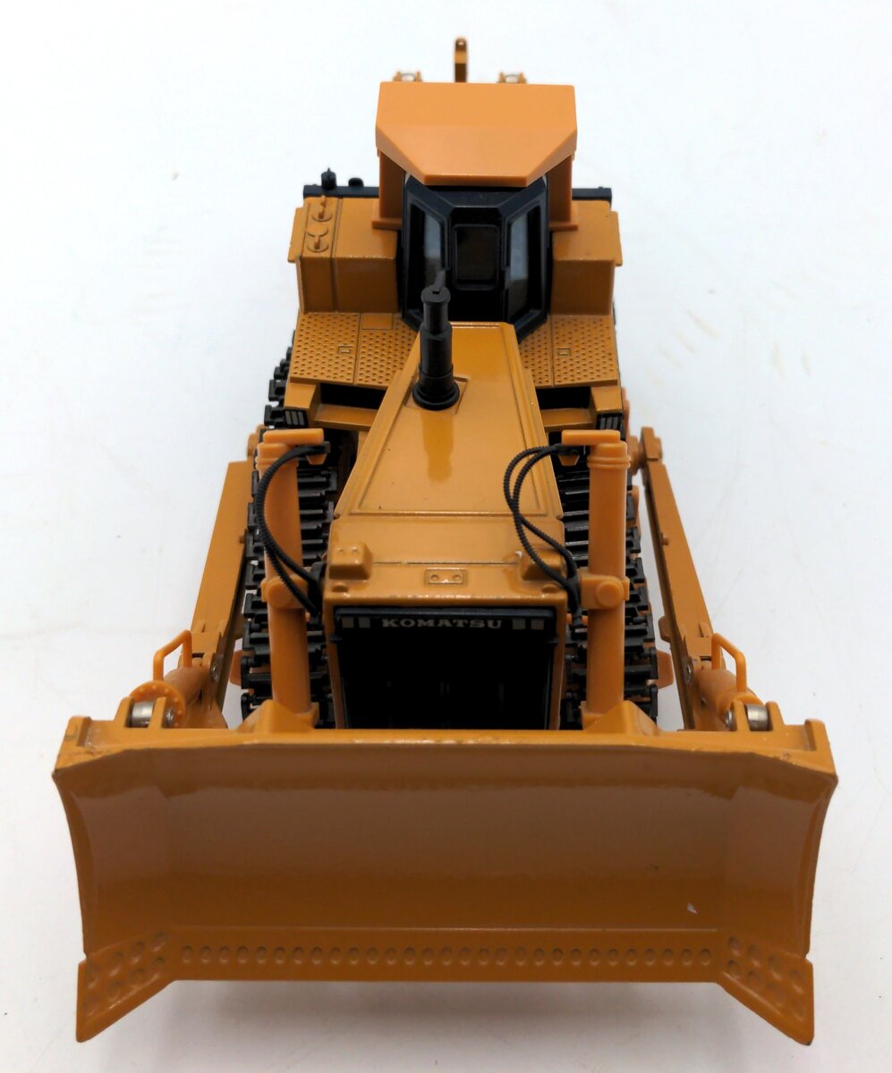 Shinsei 617 1:50 Scale Diecast Komatsu D475A Bulldozer NIB