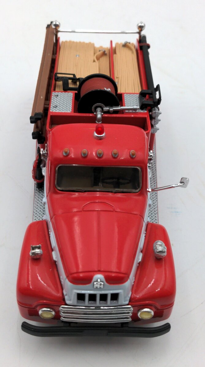 First Gear 19-1304 1:34 Scale Diecast 1957 International R-190 Fire Truck NIB