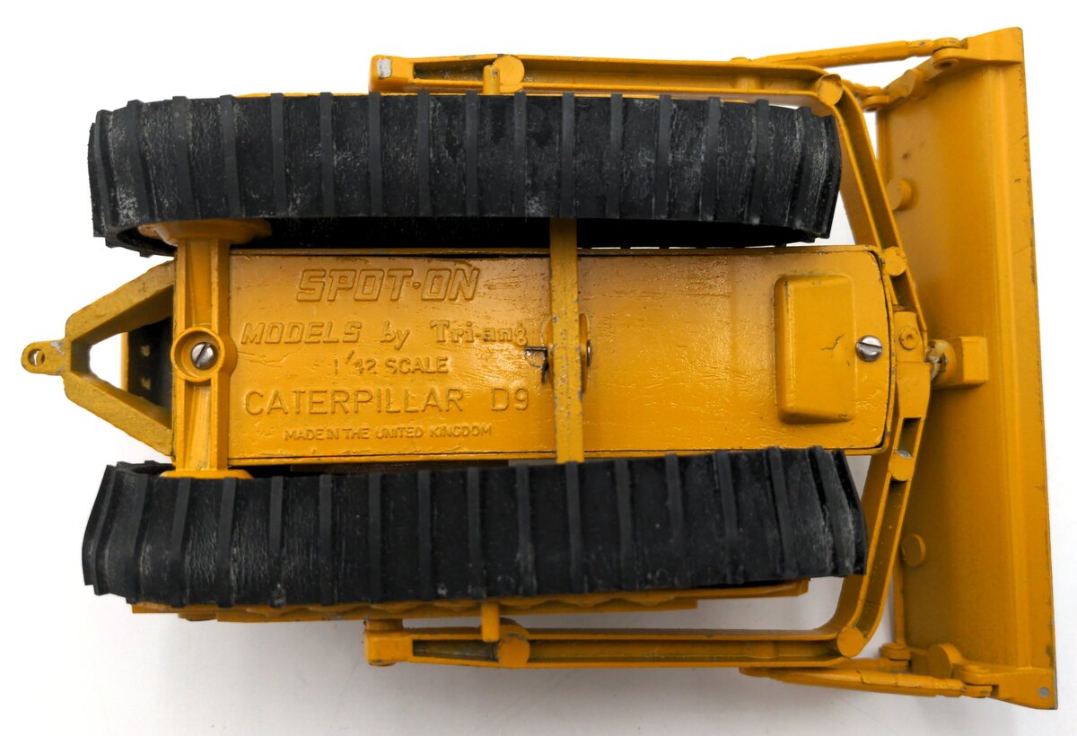Tri-Ang 116 1:42 Scale 1959 Spot-On Caterpillar D9 Bulldozer VG/Box