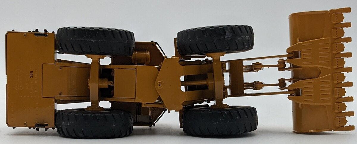 CCM 994D 1:87 Diecast Caterpillar 994D Wheel Loader Brass NIB