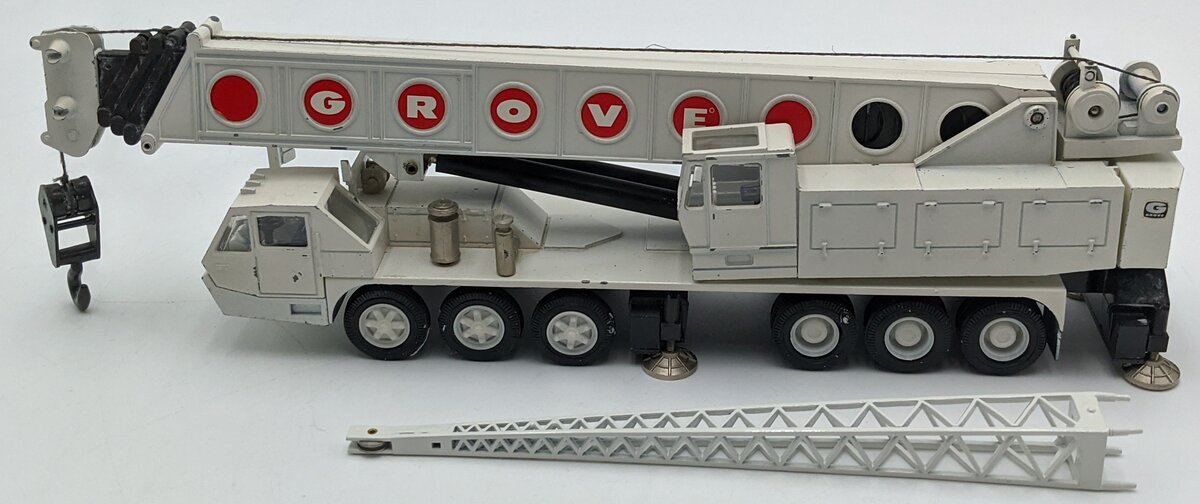 NZG 152 1:55 Scale Grove TM1400 Mobile Crane - White VG