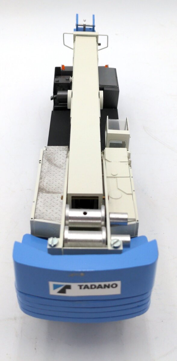 Unicata fm9566-011:50 Scale Tadano AR-2000 All Terrain Crane EX/Box
