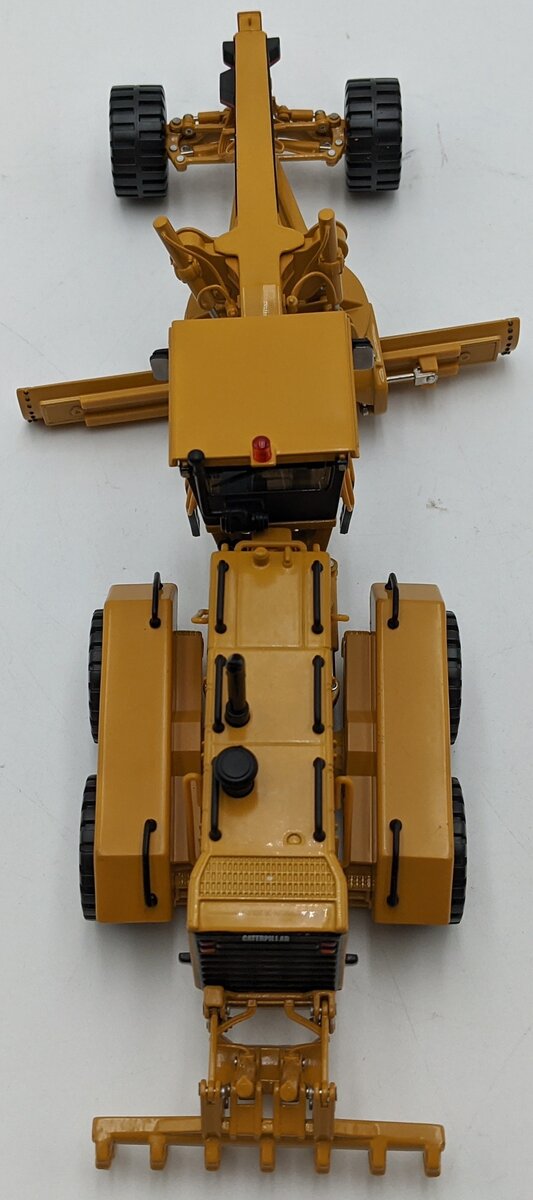 Norscot 55133 1:50 Diecast Caterpillar 24H Motor Grader NIB