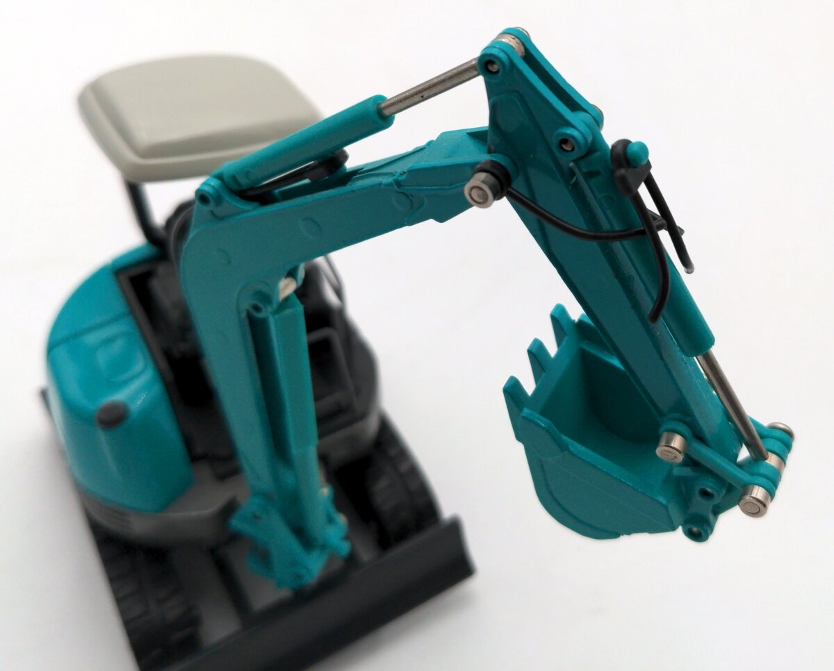 Shinko 25724F 1:25 Scale Diecast Kobelco "Beetle" 30SR Excavator EX/Box