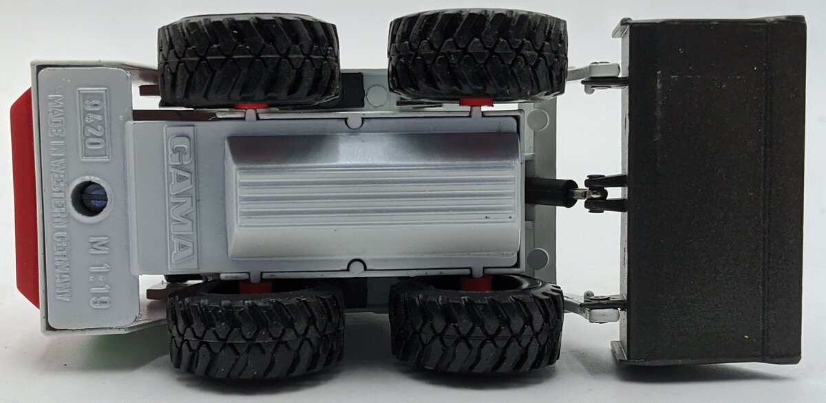 Gama 9420 1:19 Diecast Bobcat 643 Clark Skid Steer Loader NIB