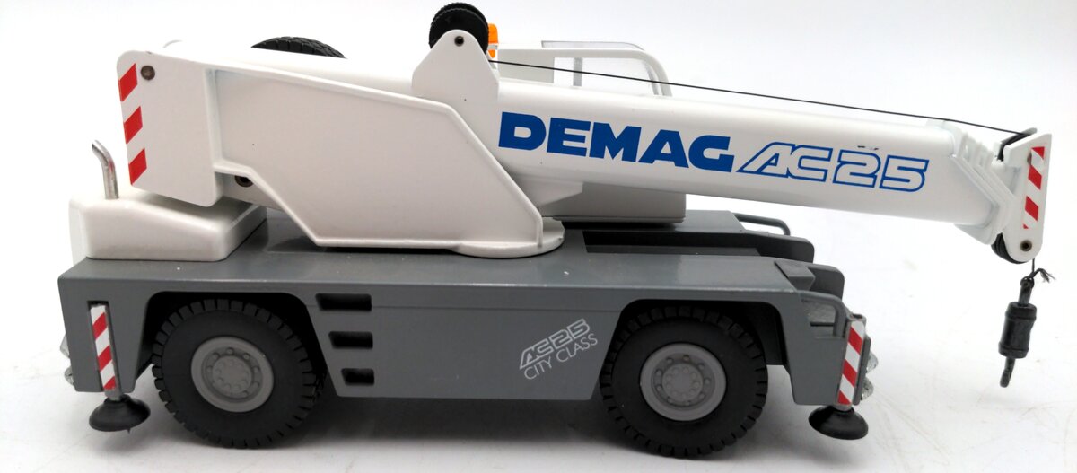 Conrad 2089 1:50 Demag AC 25 Telescopic Crane EX/Box