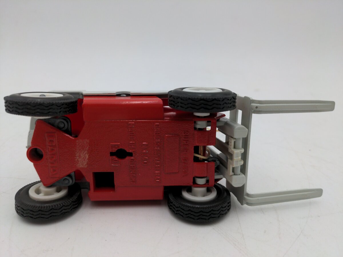 Schuco 1:40 Scale Diecast Linde Forklift Red & White VG/Box