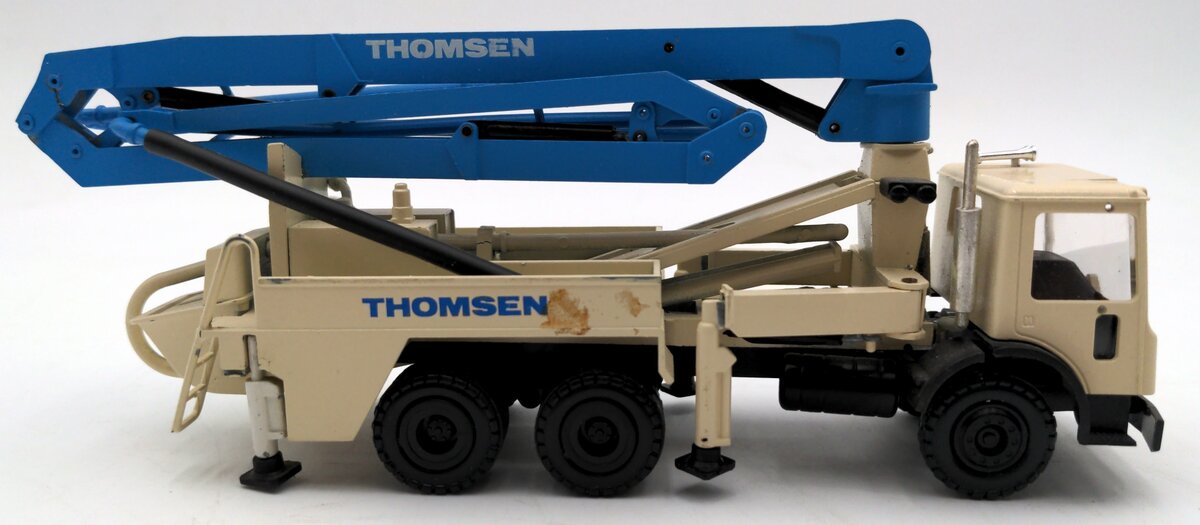 Conrad 3080 1:50 Scale Diecast Thomsen Mack Concrete Pump VG
