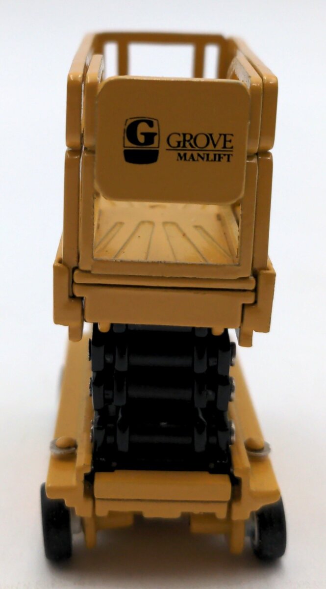 NZG 374 1:47 Scale Grove SM4688 Scissor Lift NIB