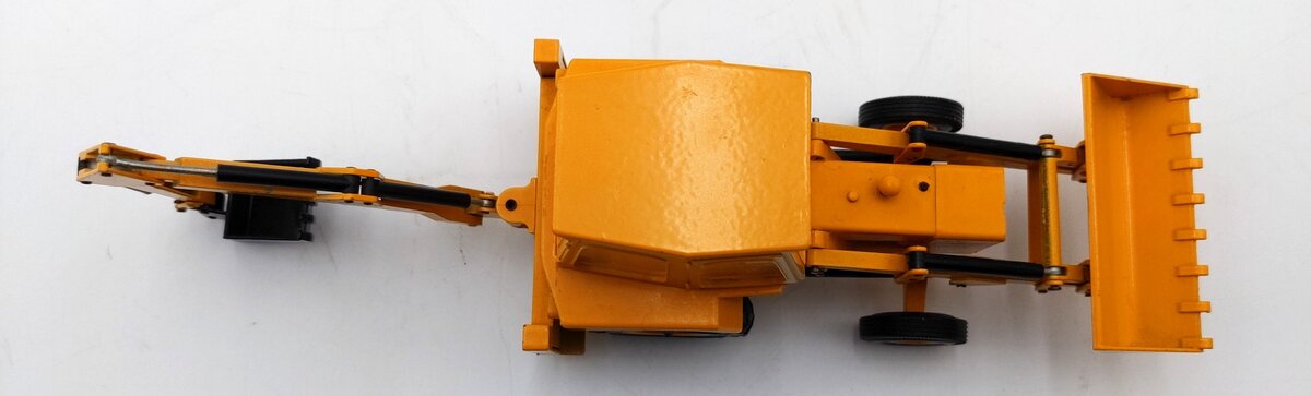 NZG 161 1:32 Scale Diecast Ford 550 Backhoe VG/Box