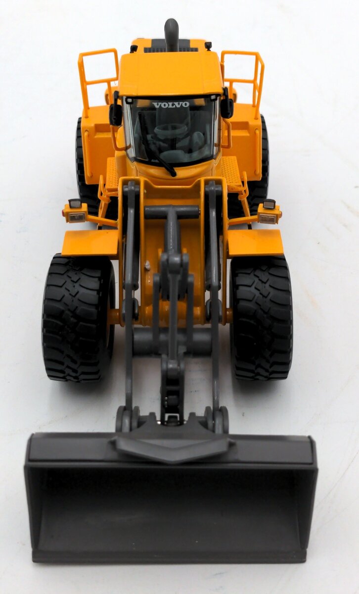 Motorart 1:50 Scale Diecast Volvo L150E Wheel Loader NIB