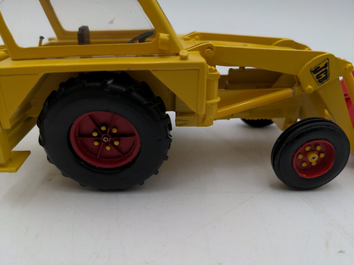 Kent 101 1:32 Scale Diecast JCB 3 Tractor Backhoe VG/Box