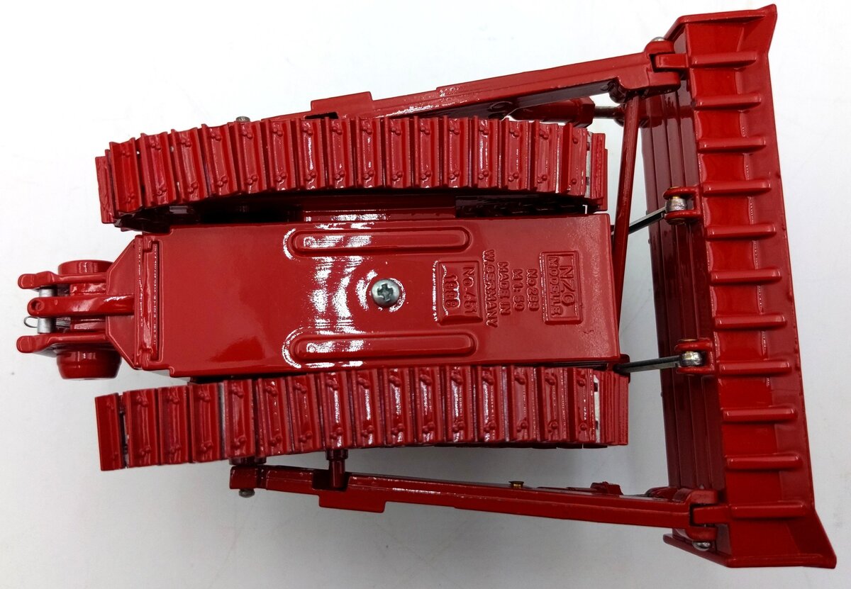 NZG 233 1:50 Scale Diecast CAT D9R Track-Type Tractor - Forestry NIB