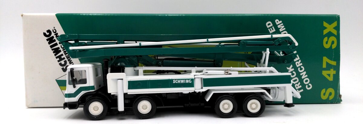 Conrad S47SX 1:50 Scale Diecast Schwing Truck Mounted Concrete Pump NIB