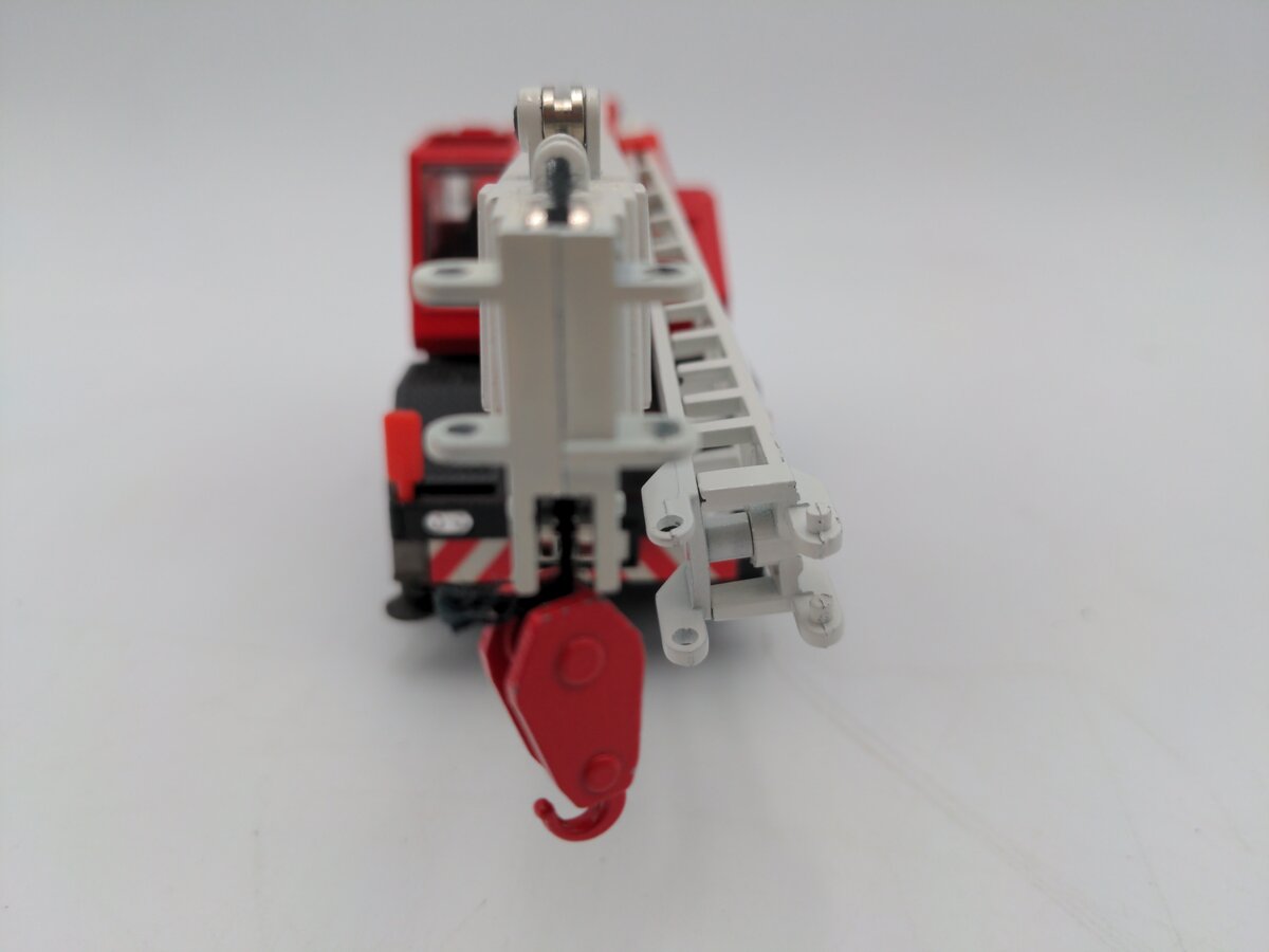 Tadano 1:50 Scale Diecast Rough Terrain Crane - Red & White EX/Box