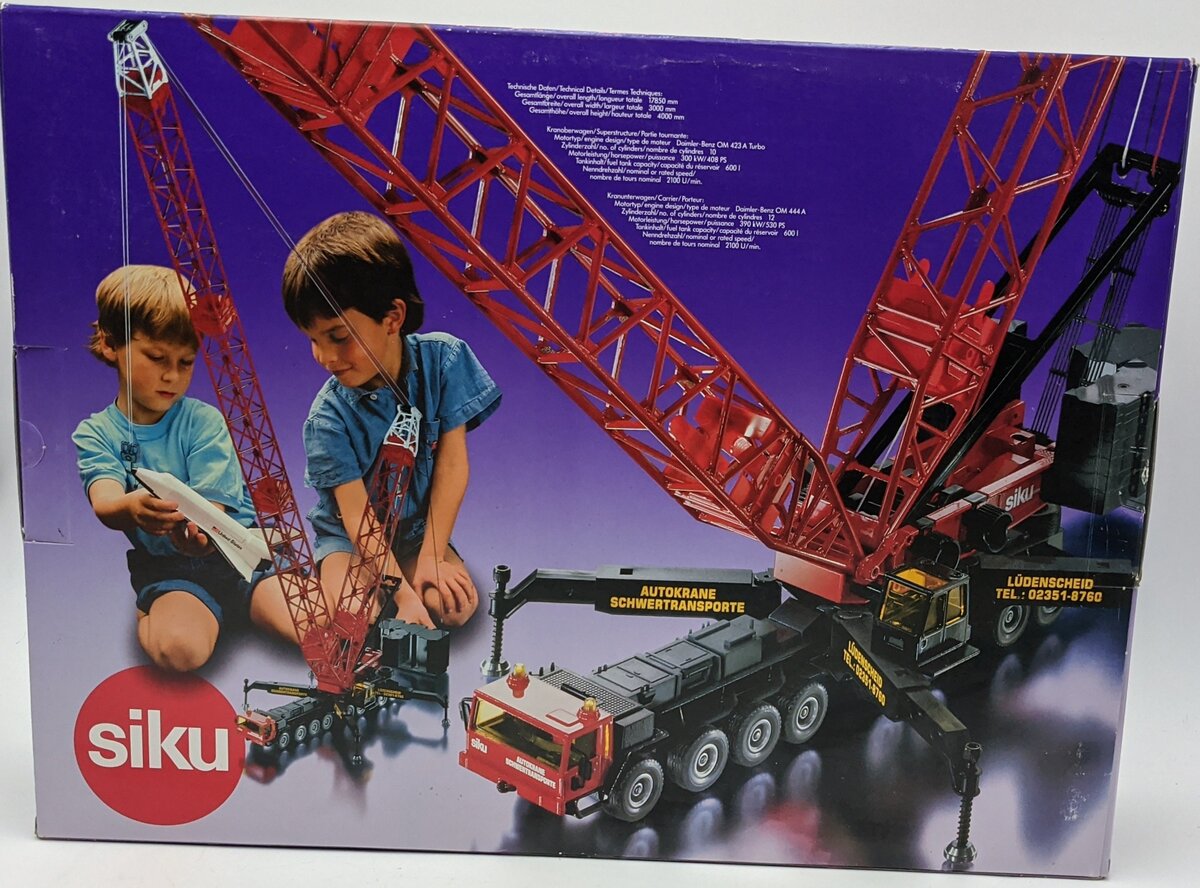 Siku 4810 1:55 Diecast Liebherr Lattice Boom Truck Crane NIB