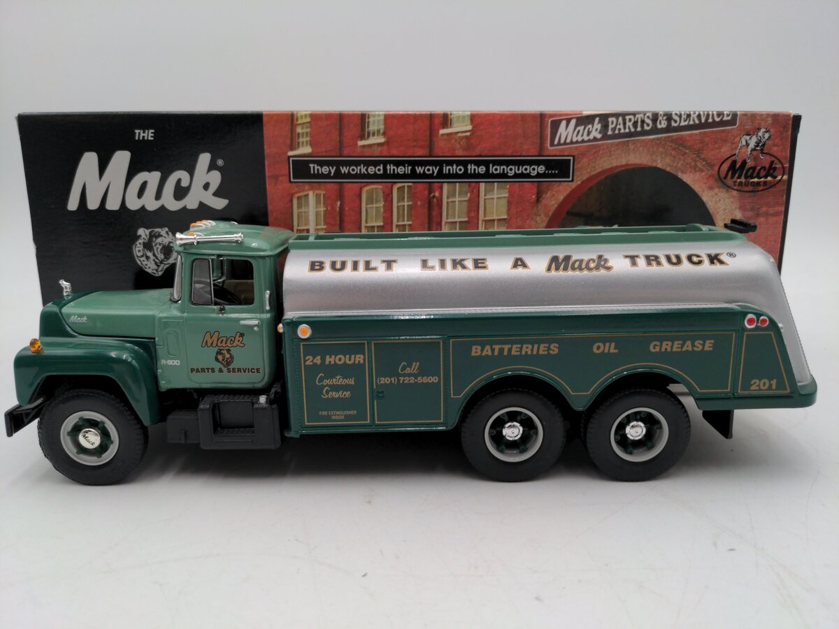 First Gear 19-2317 1:34 Diecast Mack Transport Series No 201 R Model Tank Truck LN/Box