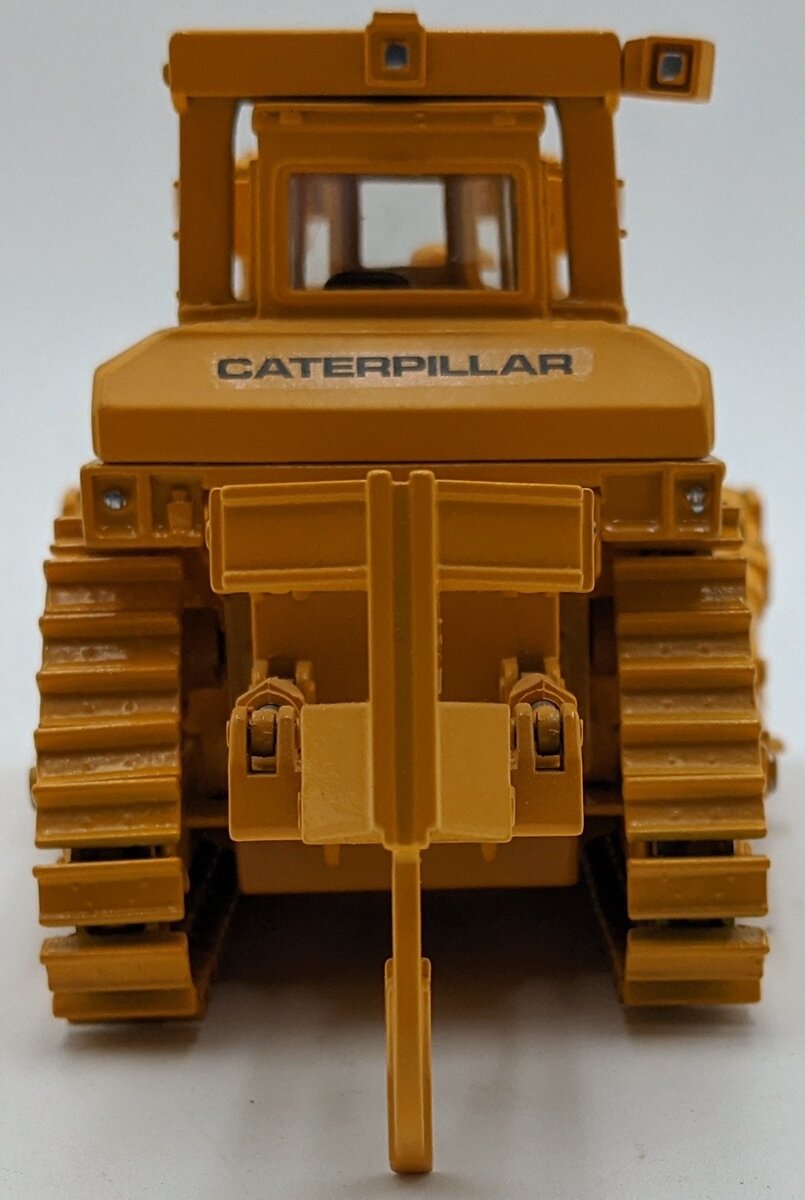 Norscot 1:50 Diecast Caterpillar D10 Bulldozer VG