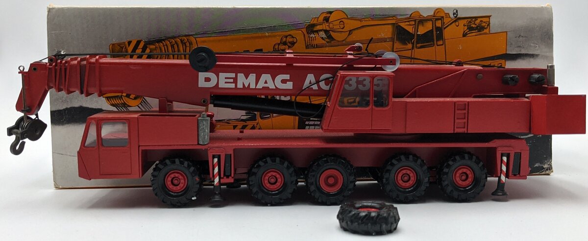 Conrad 2081 1:50 Scale Diecast Demag AC 335 All-Terrain Crane VG/Box