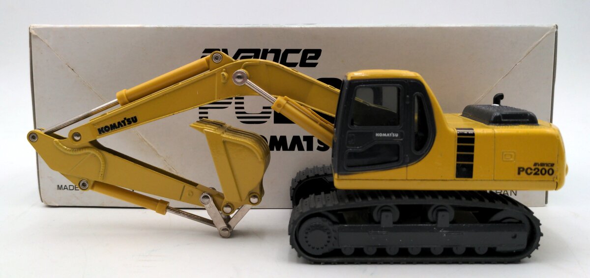 Goods Wave K-004 1:43 Scale Diecast Komatsu Avance PC-200 Excavator EX/Box