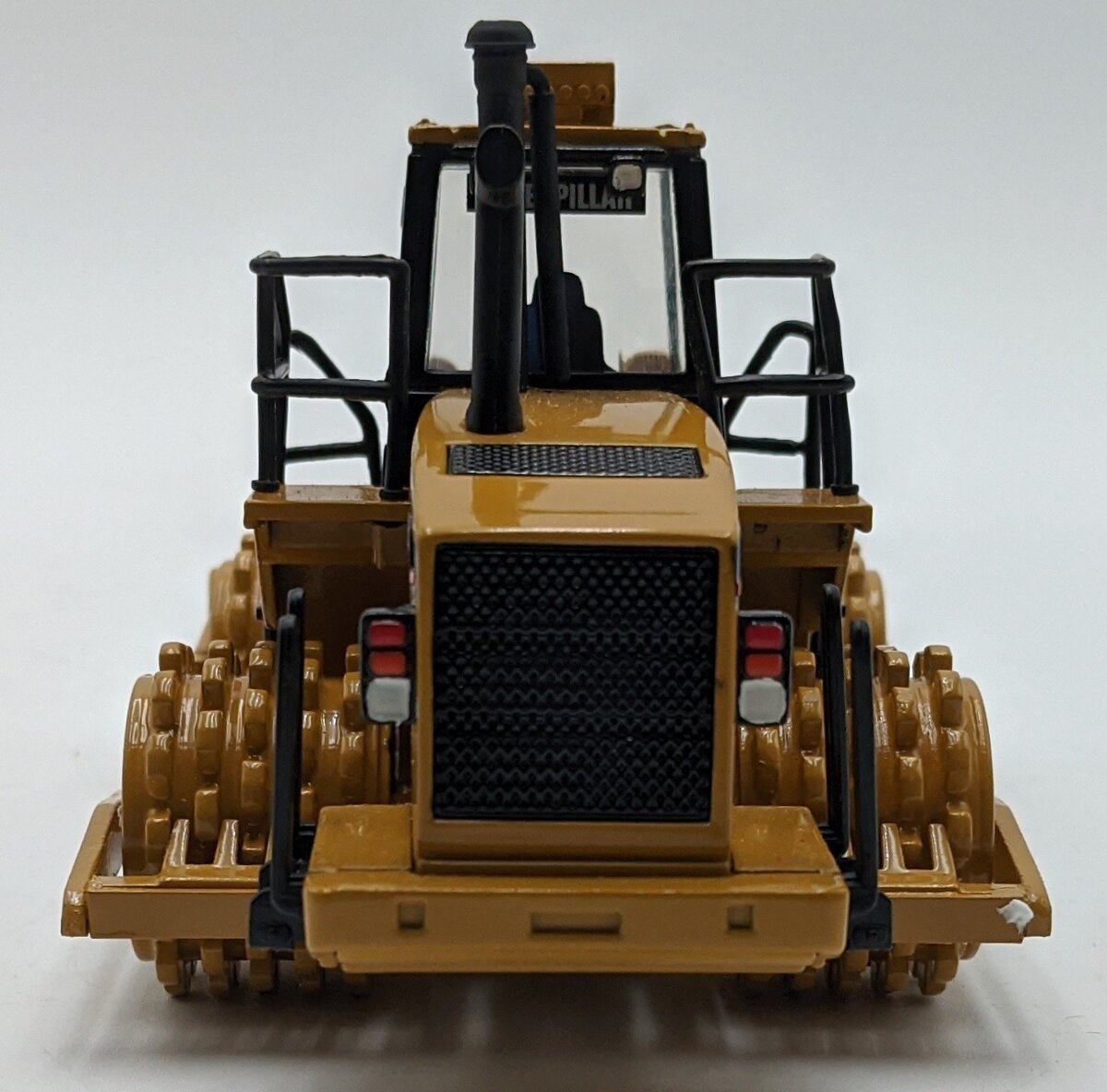 Norscot 1:50 Diecast Custom Caterpillar 825G Soil Compactor NEW