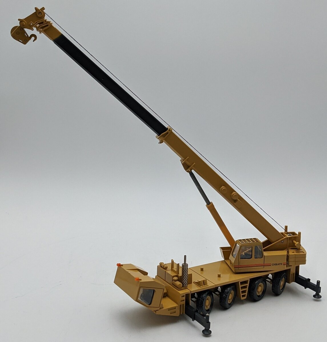 NZG 1443 1:50 Grove GMK 4070 Mobile Crane NEW